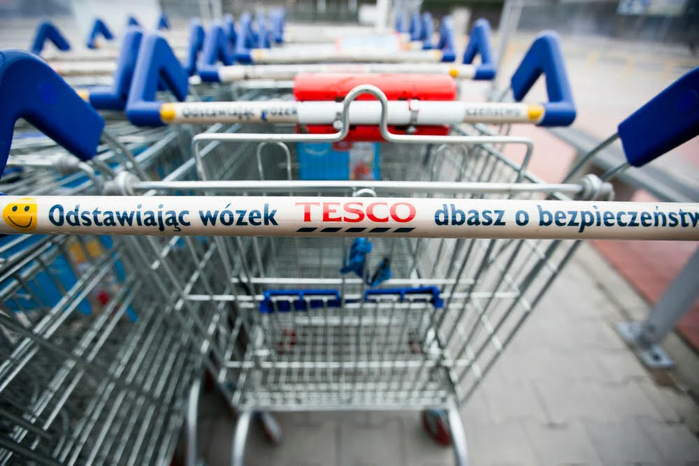 Tesco vende negócio na Polónia à Netto
