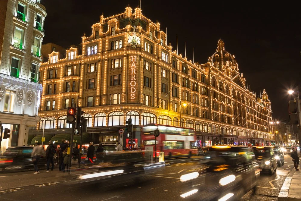 Harrods abre o seu primeiro outlet para escoar stock acumulado com a Covid