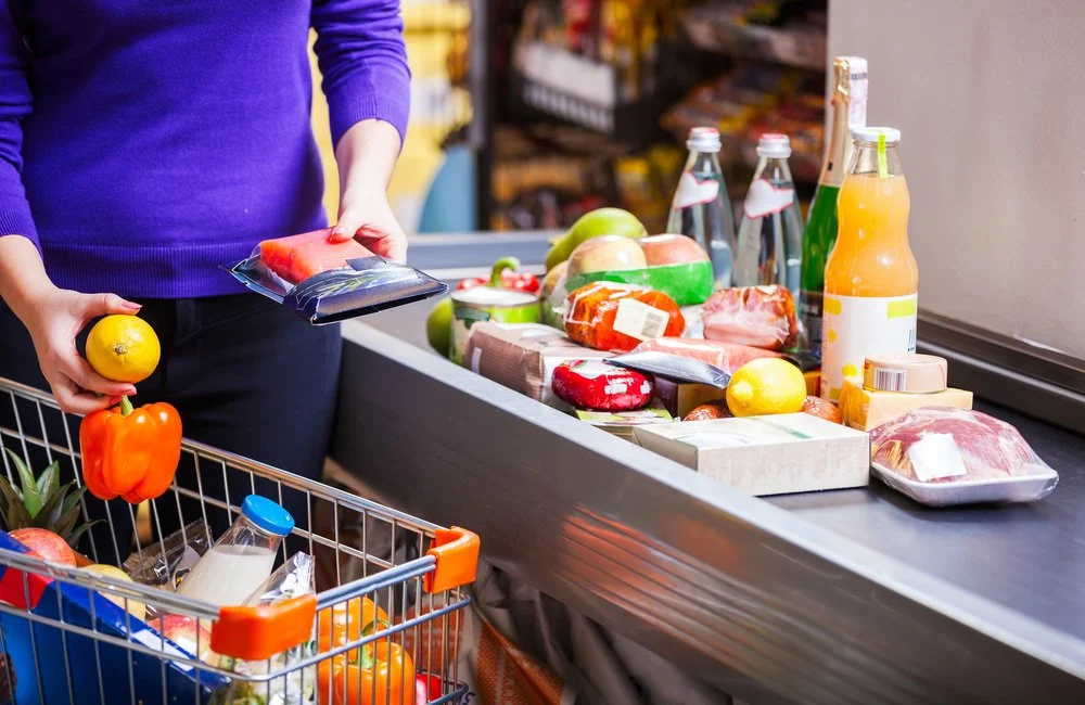 Lares portugueses gastam mais 12% em grande consumo em 2020
