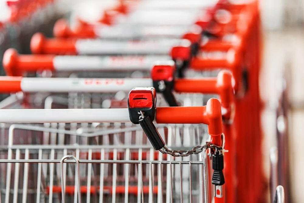 Retalho compensa descida das vendas das lojas físicas com os outros canais