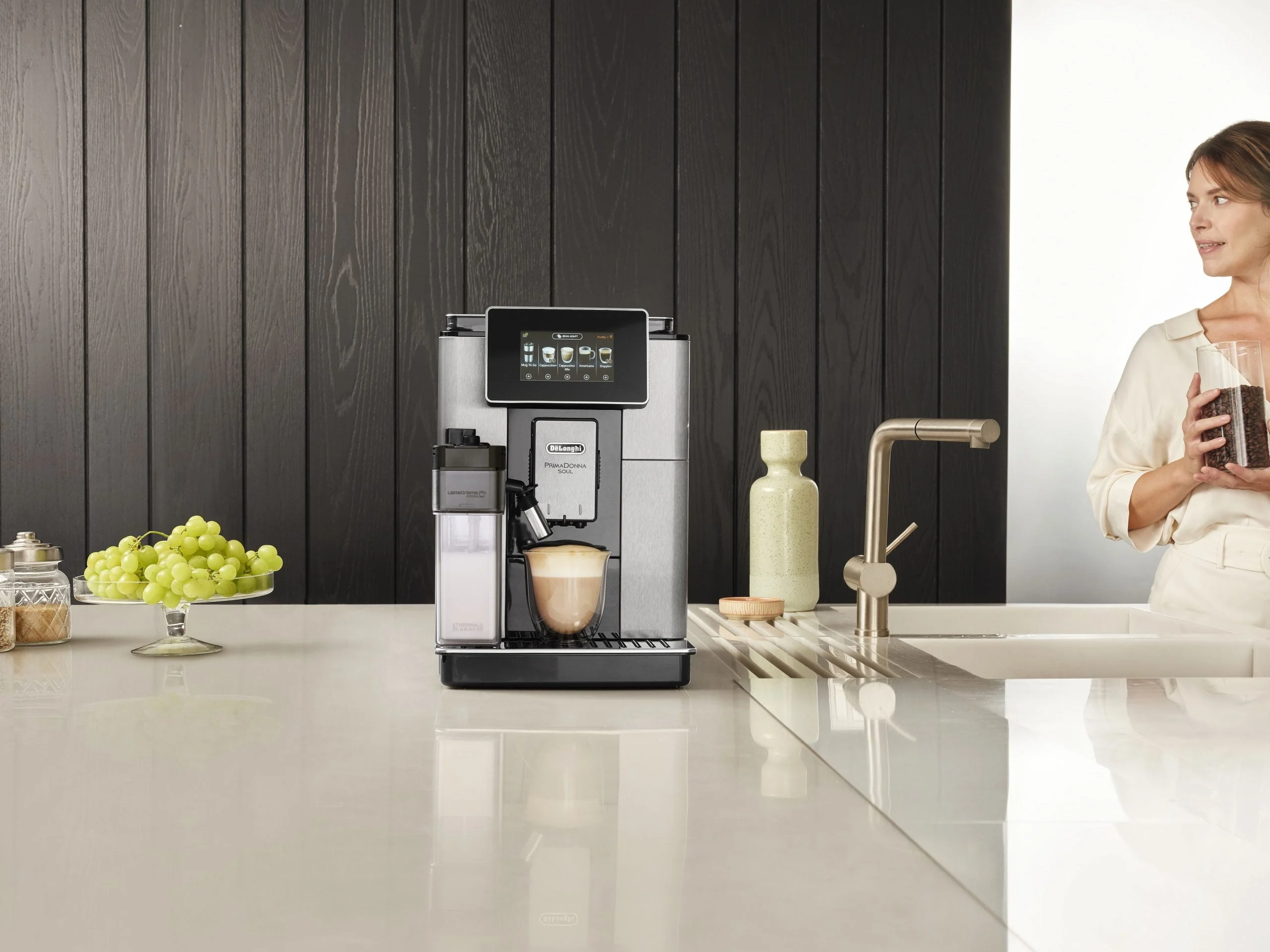 De’Longhi apresenta a sua mais recente máquina de café automática