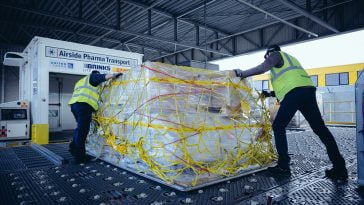 PR_DHL_starts_vaccine_distribution_3