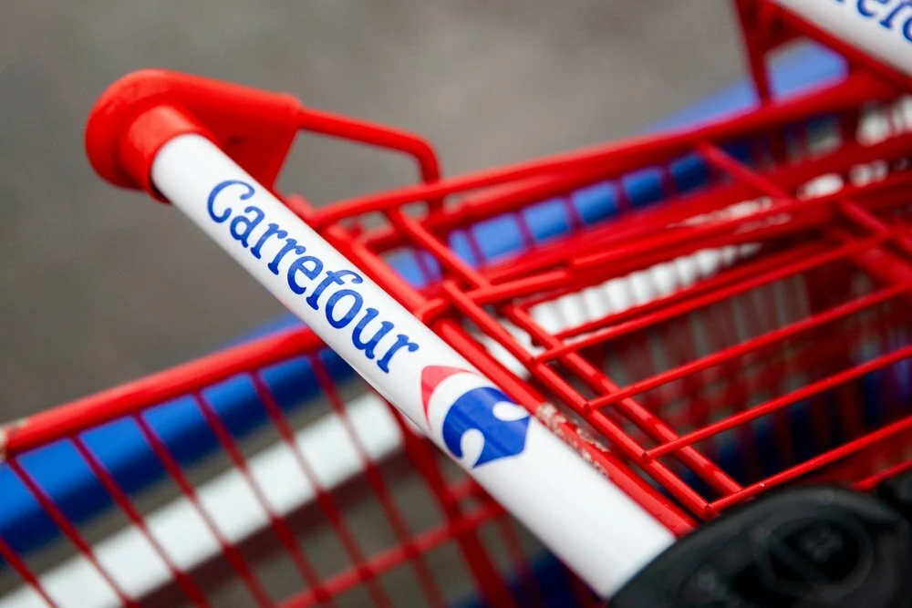 Carrefour planeia aquisição total da operação no Brasil e saída da Bolsa