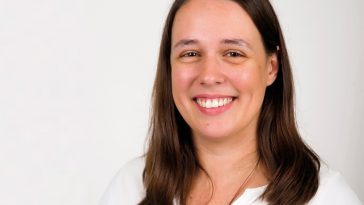 Vera Carvalho Cardina, advogada