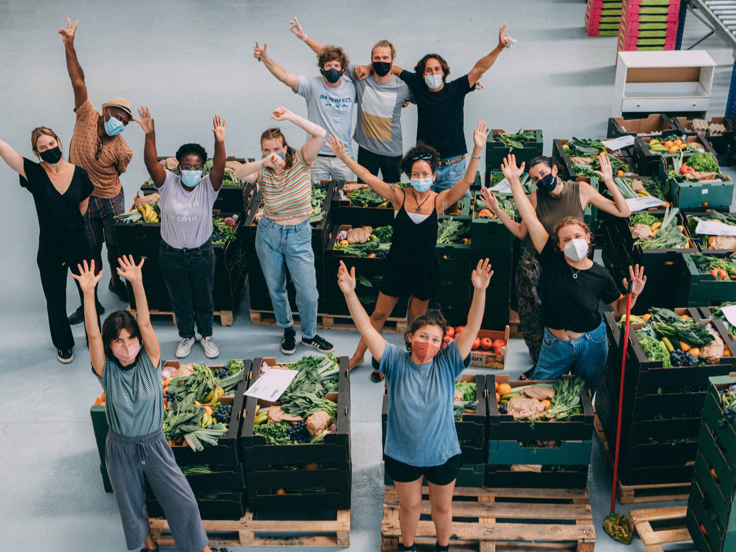 Equal Food celebra 100 toneladas de comida salvas com campanha que vai doar 100 cabazes a famílias carenciadas