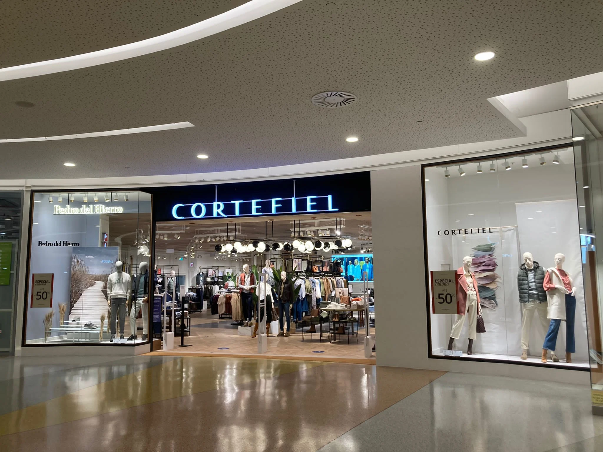 Cortefiel abre duas novas lojas em Portugal