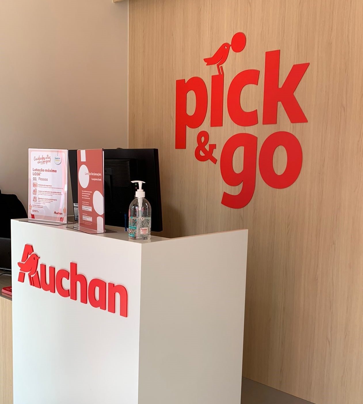 Auchan lança novo serviço de recolha de compras online