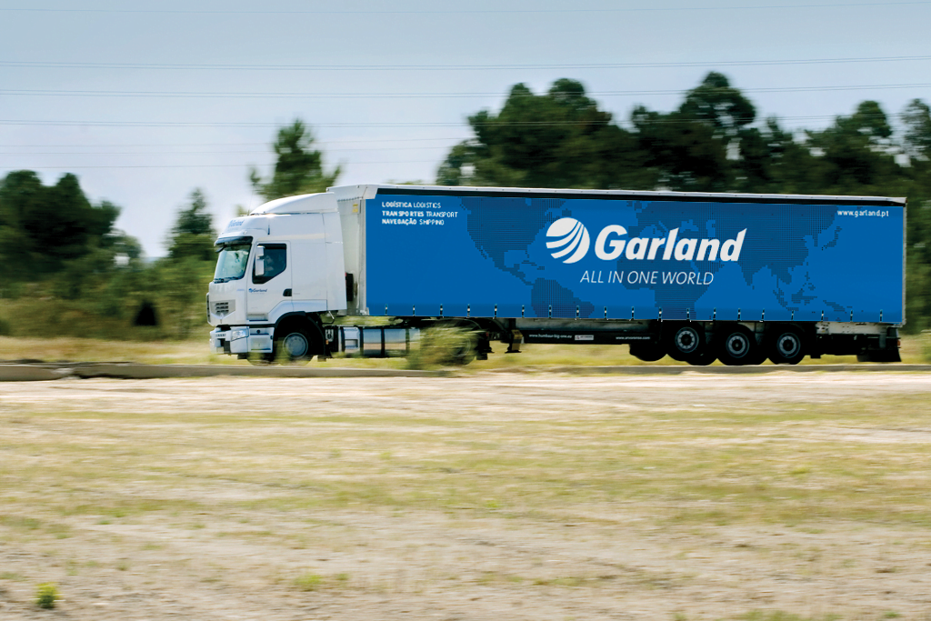 Garland reforça posição no leste europeu