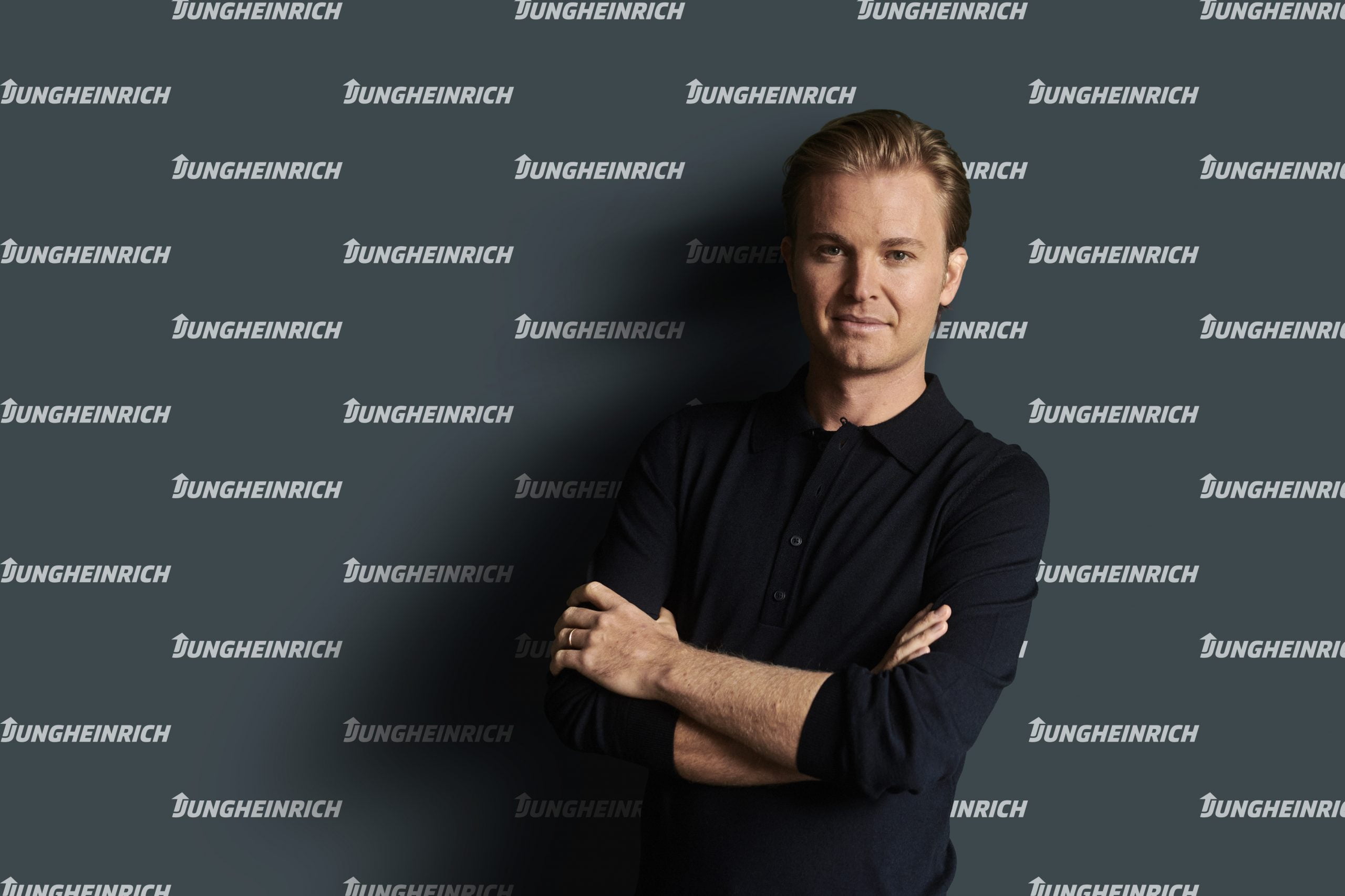Nico Rosberg torna-se embaixador da marca Jungheinrich