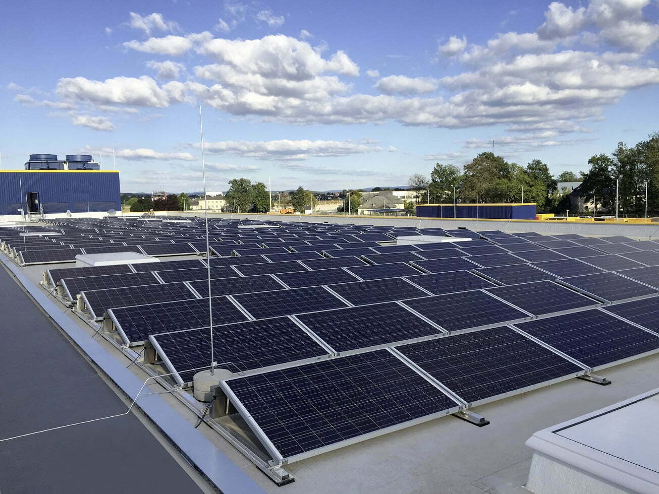 Dachser adota apenas eletricidade verde