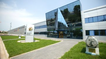 Fábrica_de_Helados__Ice_cream_Factory_