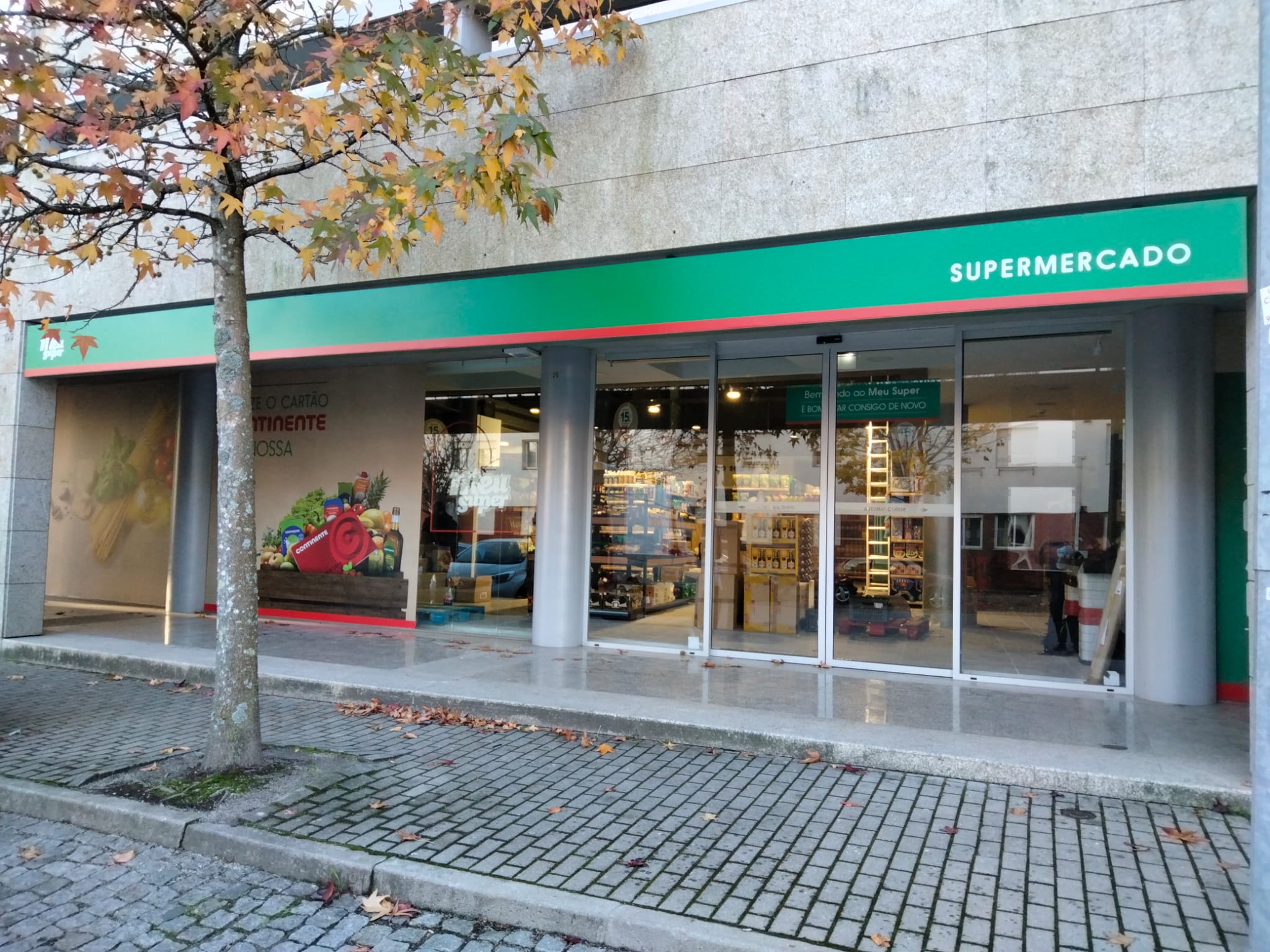 Meu Super doa 3.000 quilos de alimentos