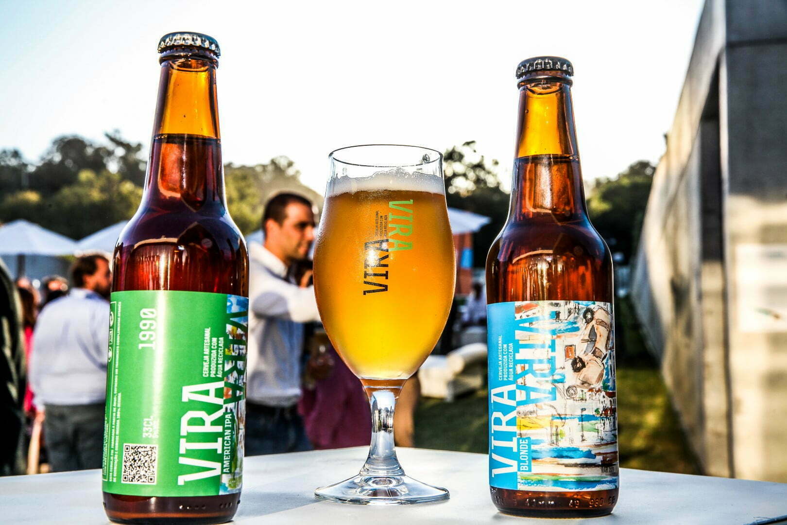 Cerveja Vira produzida com água reciclada vence prémio de inovação