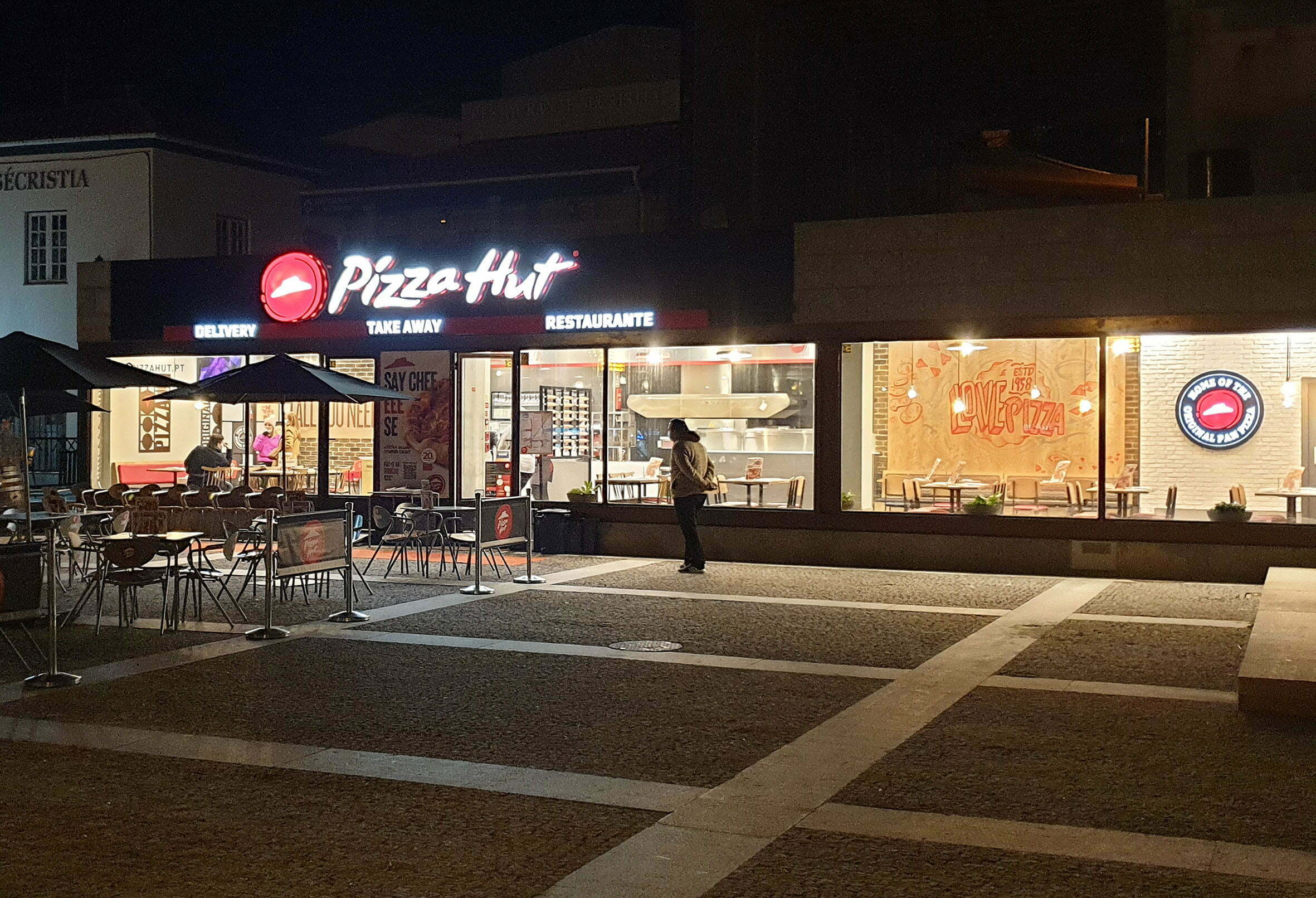 Grupo Ibersol inaugura restaurante Pizza Hut em Lamego