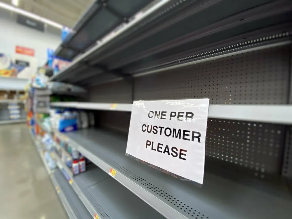 Espanha limita a quantidade de produtos comprados