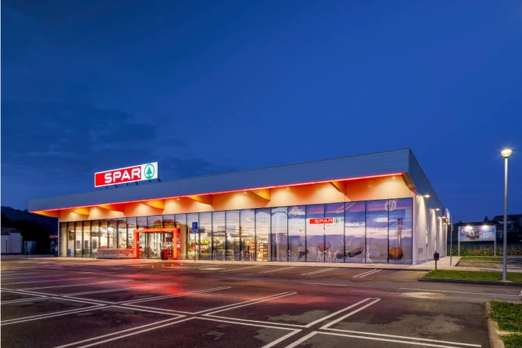 Spar atinge recorde de vendas e expande-se para um novo continente
