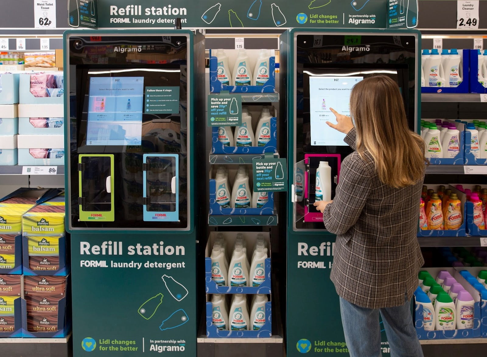 Lidl testa a venda de detergentes a granel