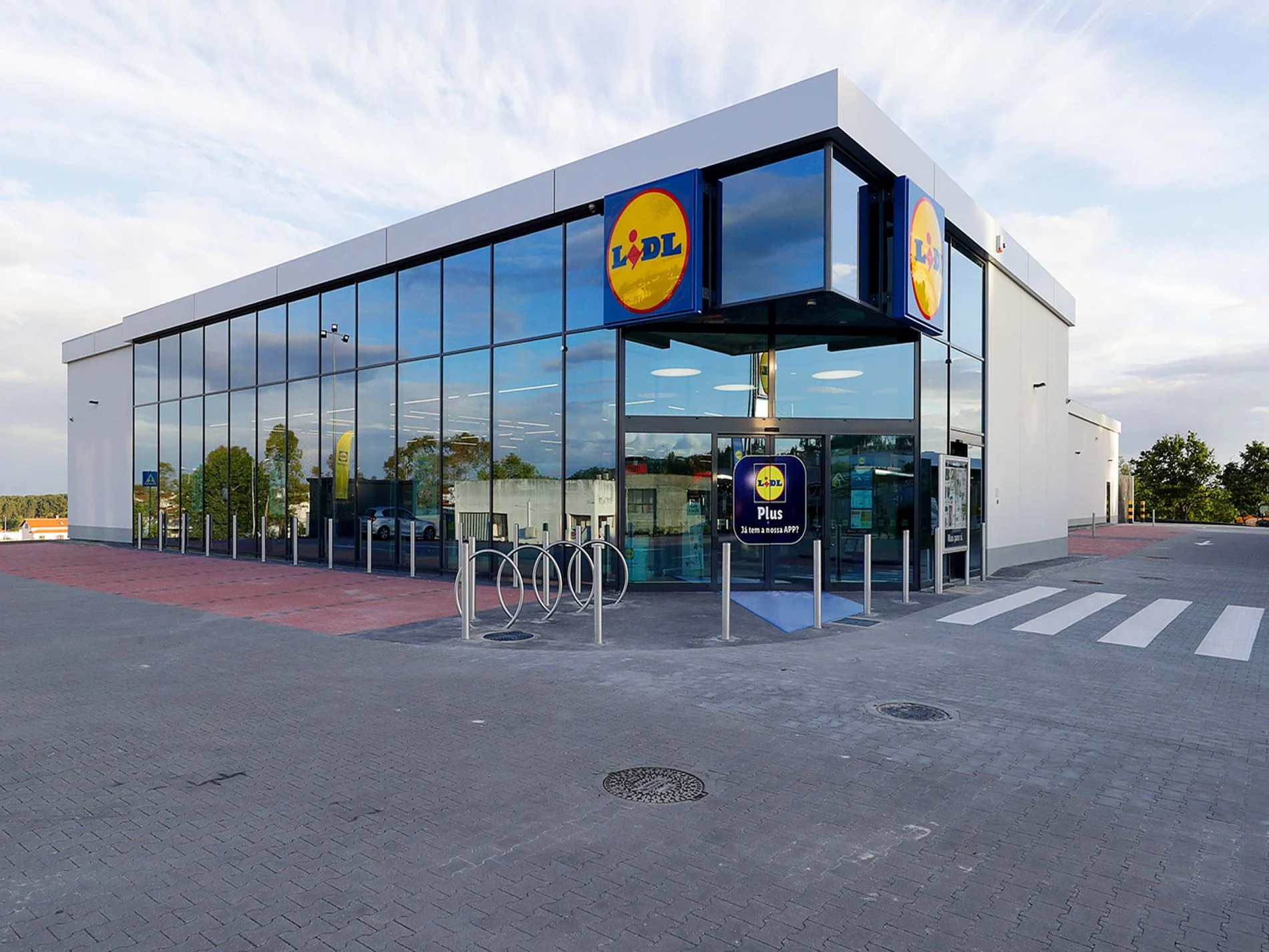 Lidl reabre loja em Tábua com novos serviços