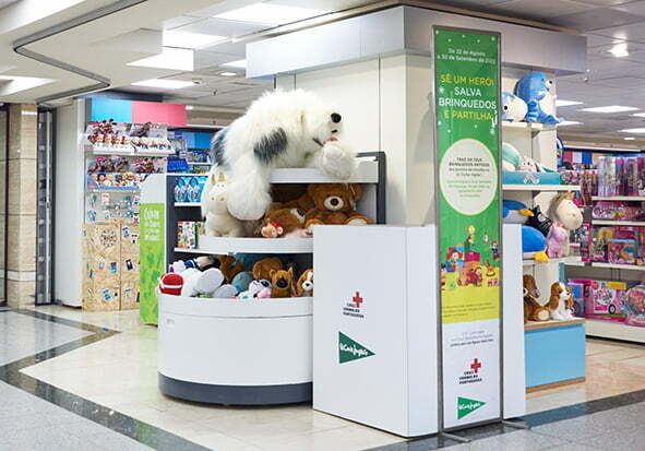 El Corte Inglés Campanha Brinquedos Cruz Vermelha 7