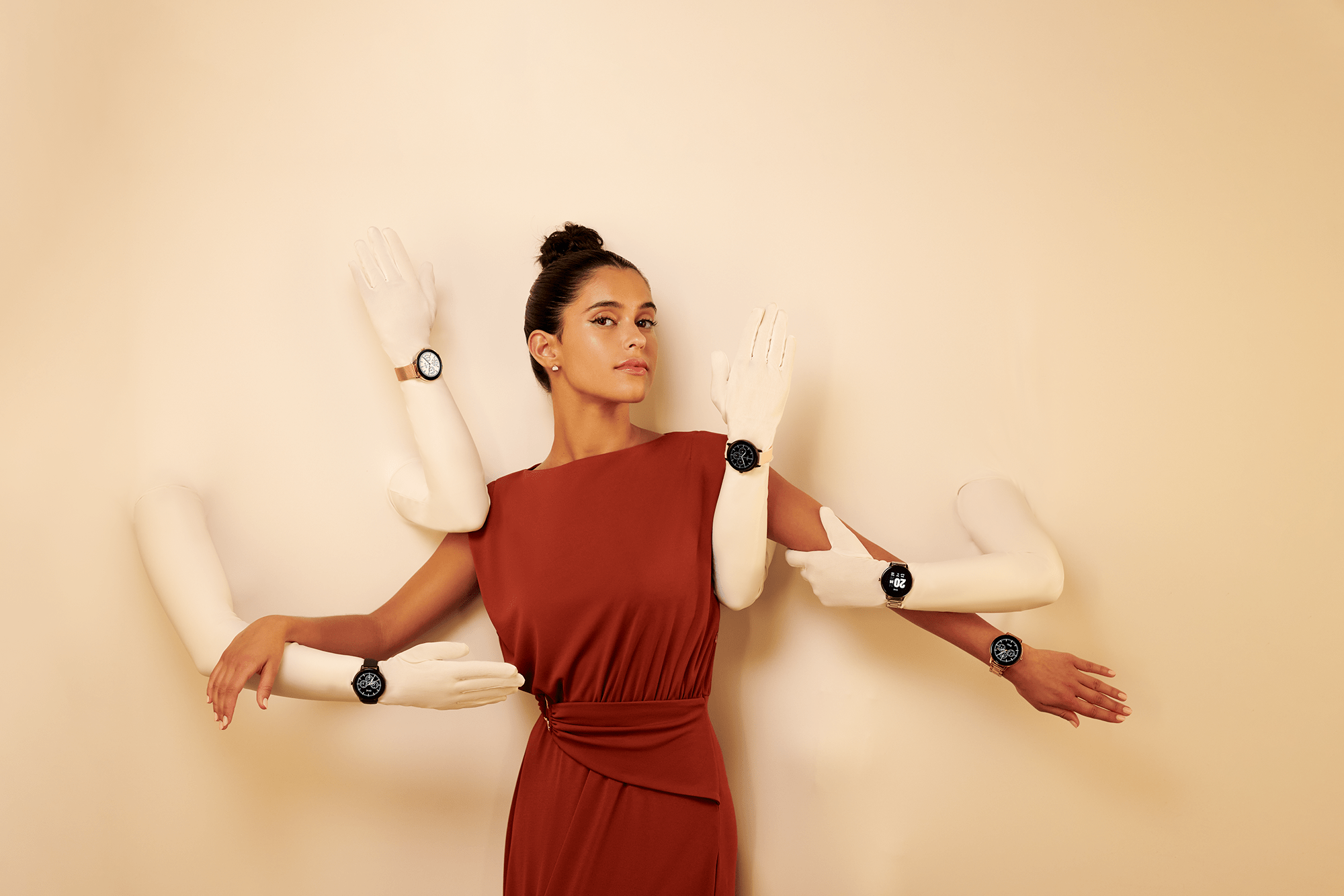 One apresenta primeira coleção de smartwatches