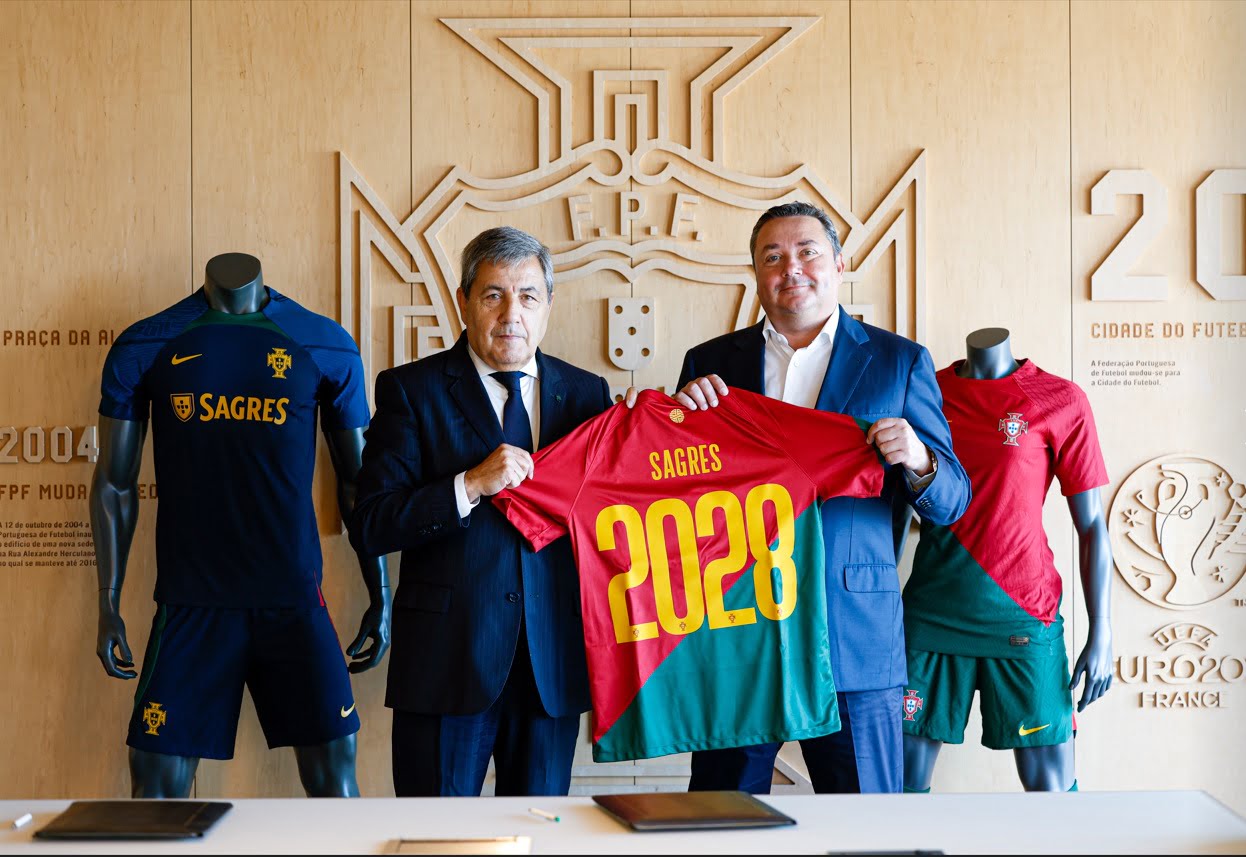 FPF e cerveja Sagres renovam parceria