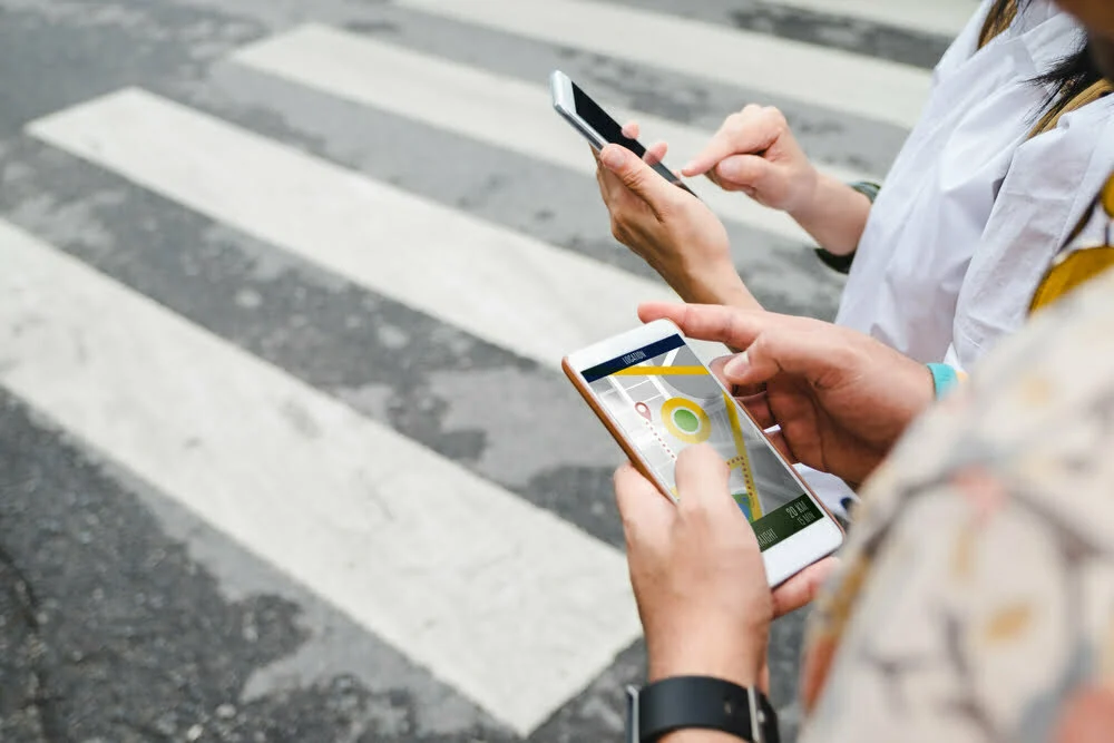 Mais de 1 em 3 jovens usam aplicações de serviços de transporte