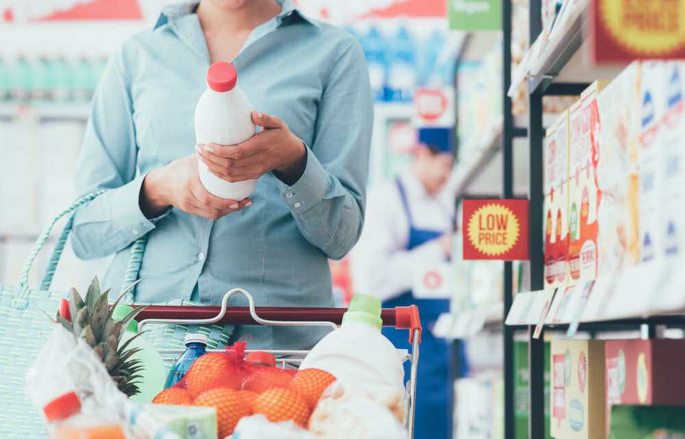 Tamanho dos rótulos dos alimentos é obstáculo à consulta para metade dos consumidores