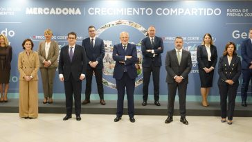 Juan Roig e membros do Comité de Direção da Mercadona após a realização da Conferência de Imprensa 2022.