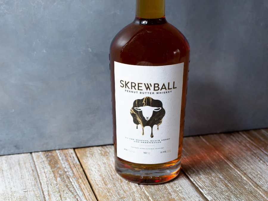 Pernod Ricard compra participação maioritária na marca de whisky Skrewball