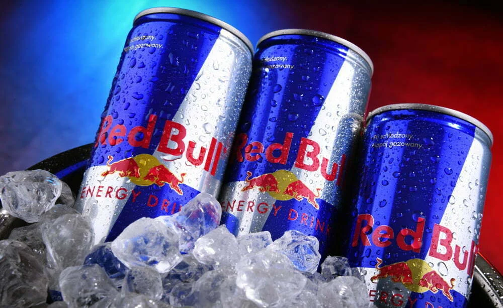 Red Bull fatura 12,2 mil milhões de euros e lucro aproxima-se dos 2 mil milhões