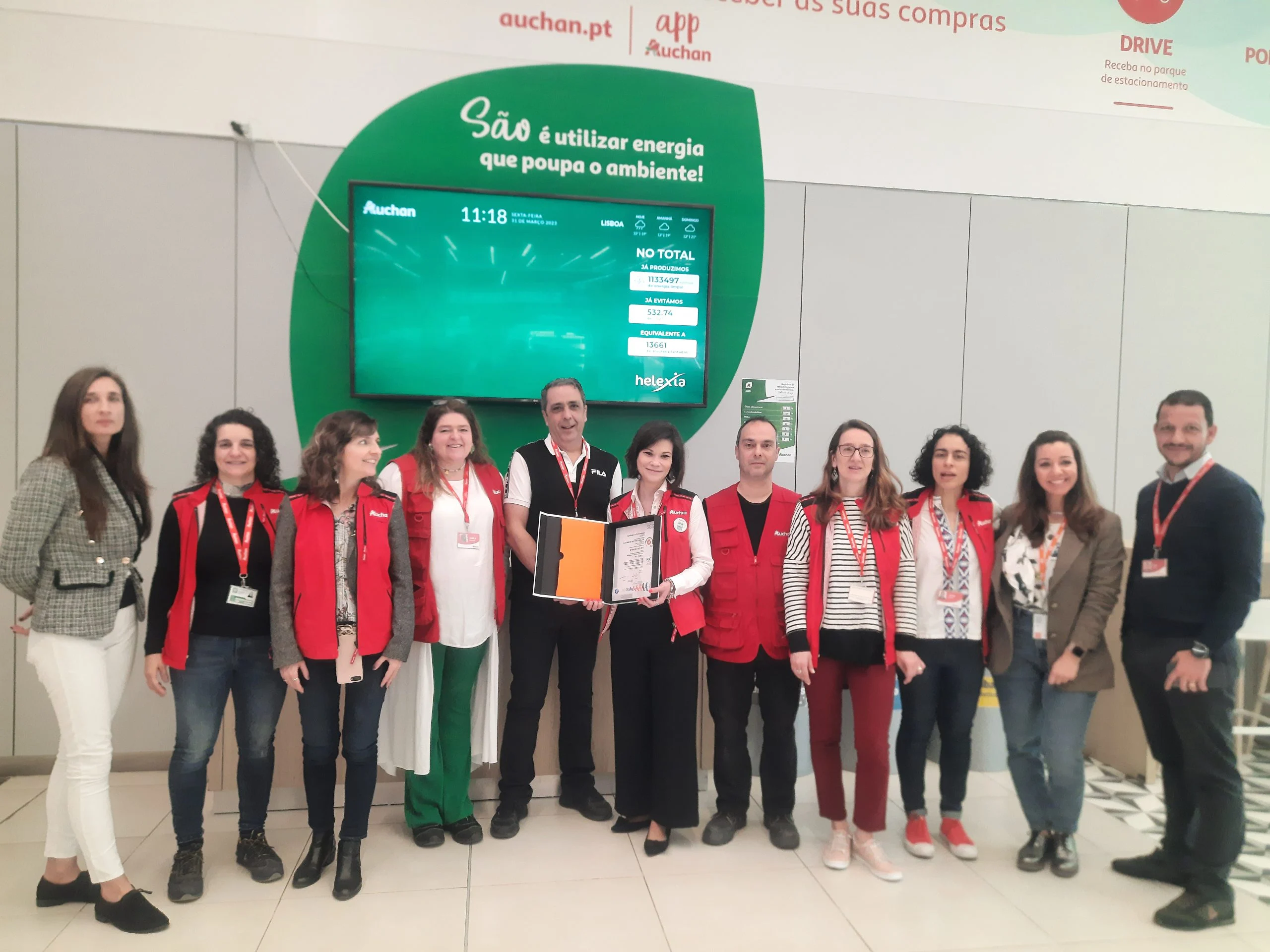 Loja Auchan de Paço de Arcos distinguida com certificação ambiental