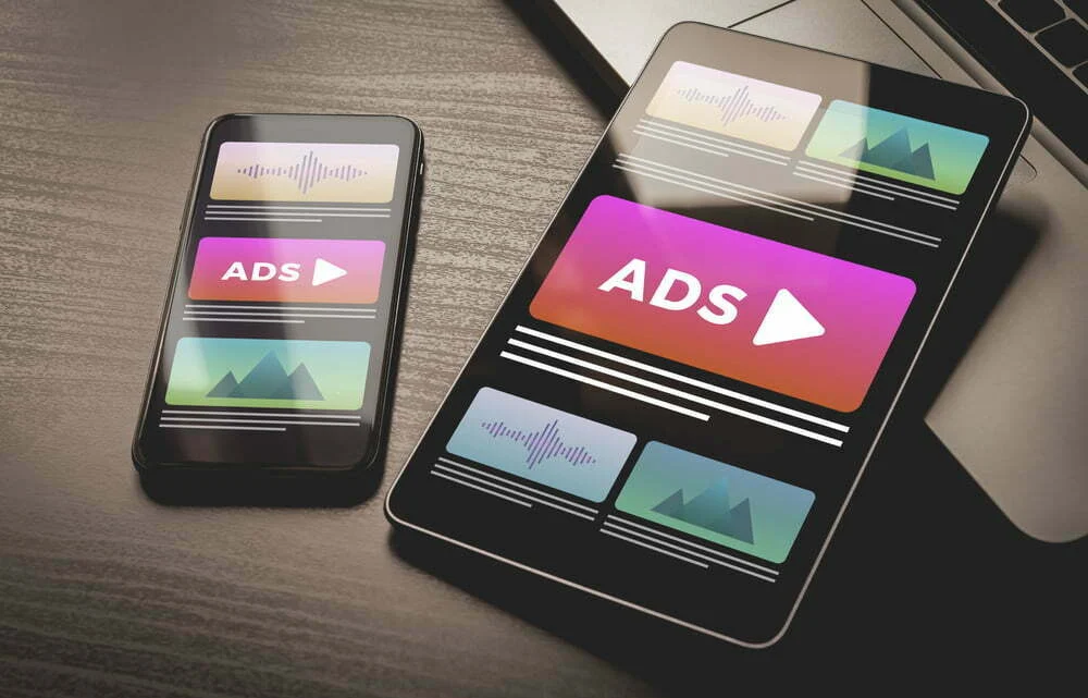 Smartphones, tablets e televisão são os dispositivos que captam mais atenção para anúncios