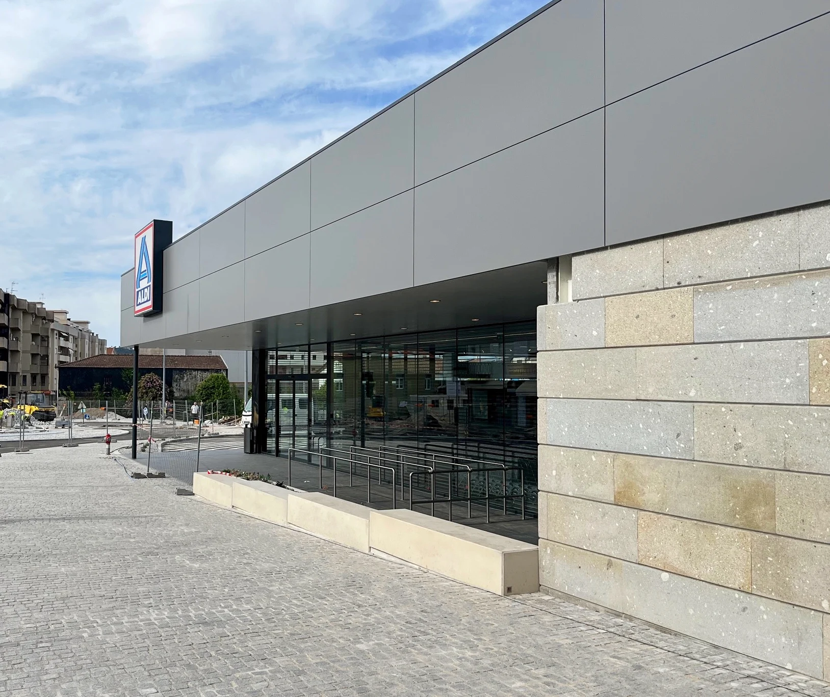 Aldi investe 4 milhões de euros em nova loja em Fafe