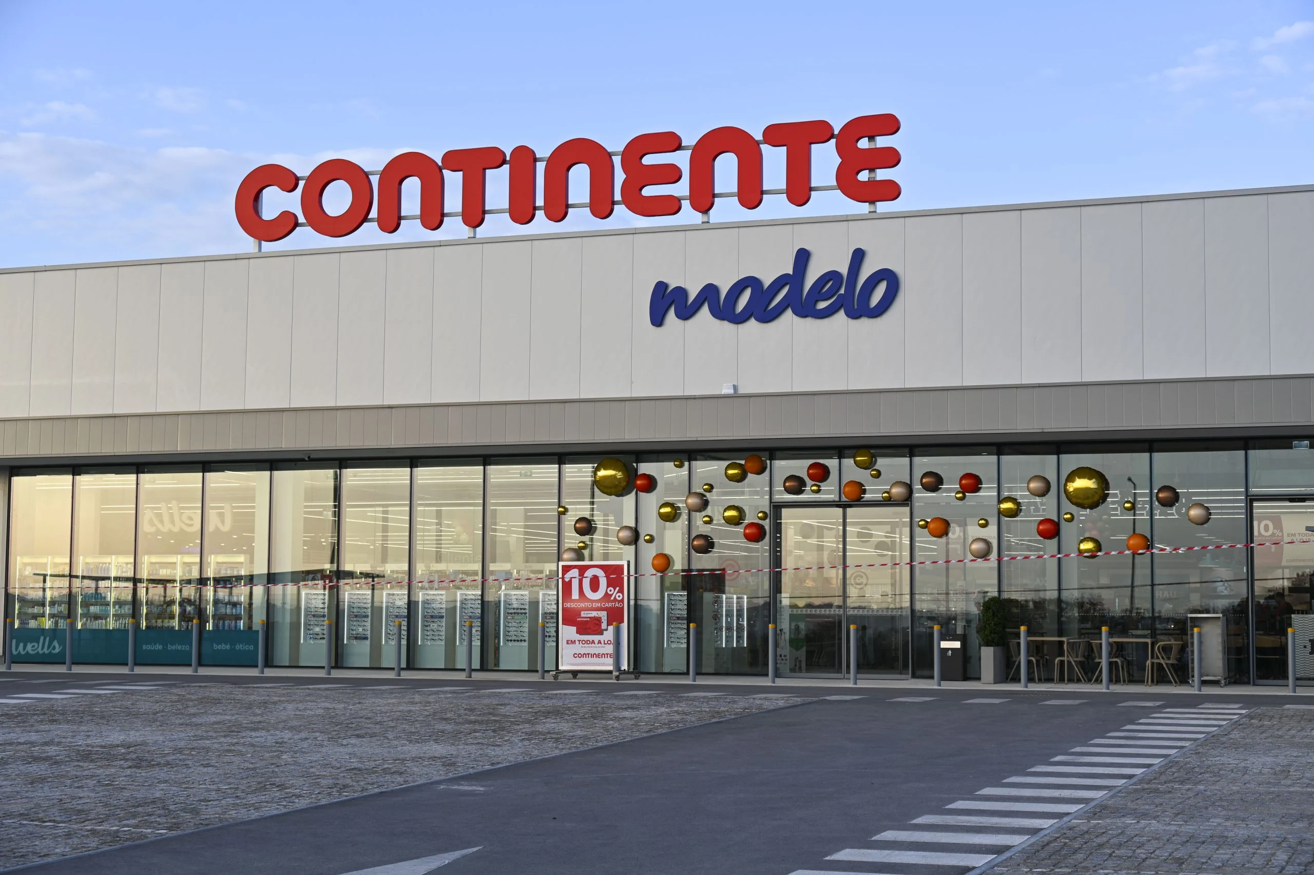 Continente abre loja com 1.990 metros quadrados em Casal do Marco