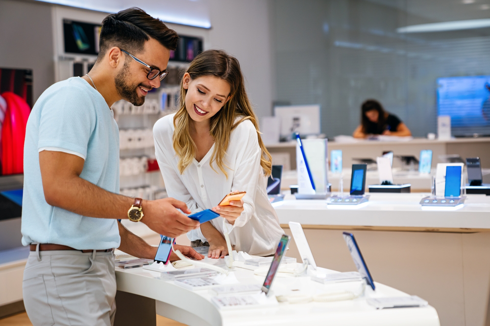 Vendas de smartphones em todo o mundo continuam em queda