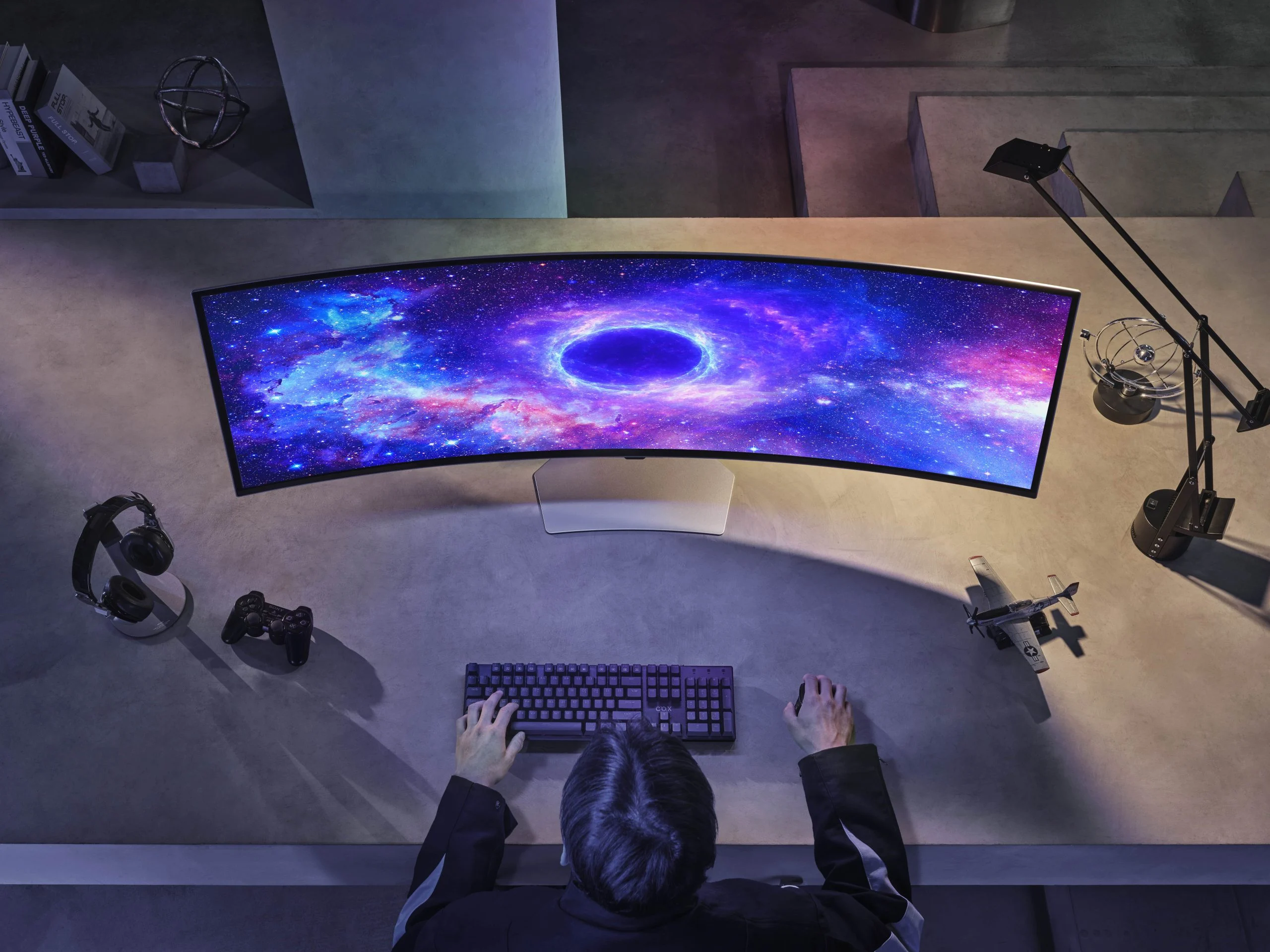 Samsung anuncia o lançamento global do Odyssey OLED G9