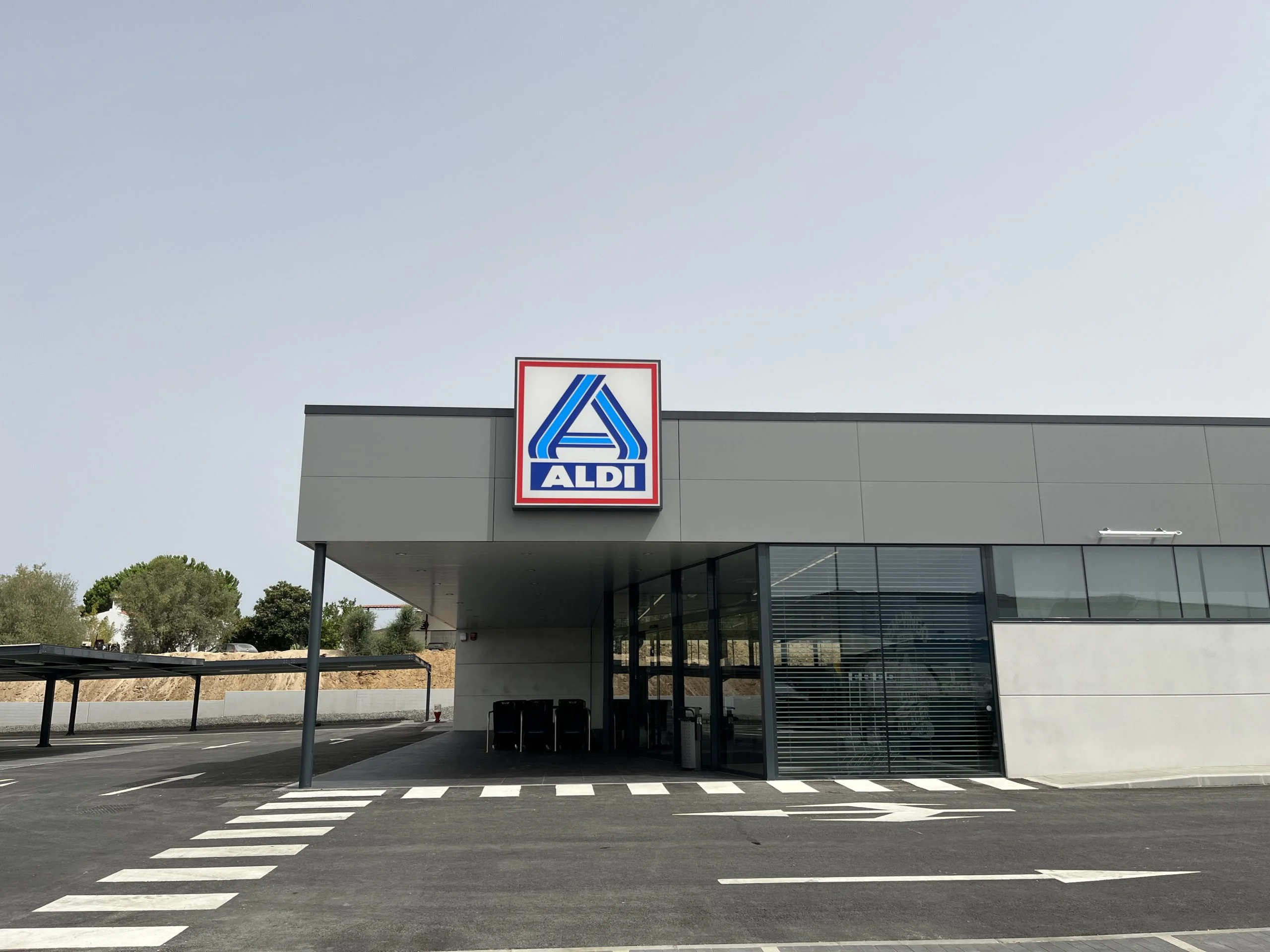 Aldi aposta no distrito de Setúbal e abre a 19.ª loja, em Alcácer do Sal