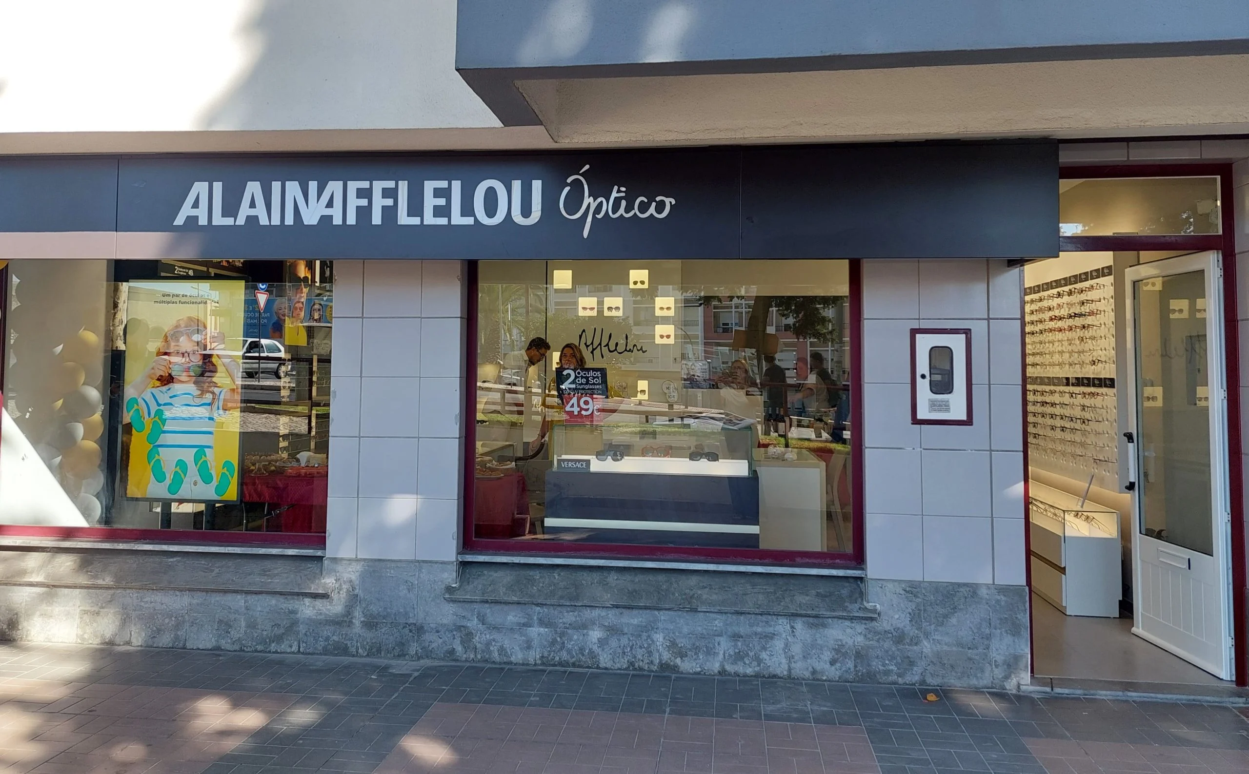 Rede de óptica Alain Afflelou regressa a Setúbal