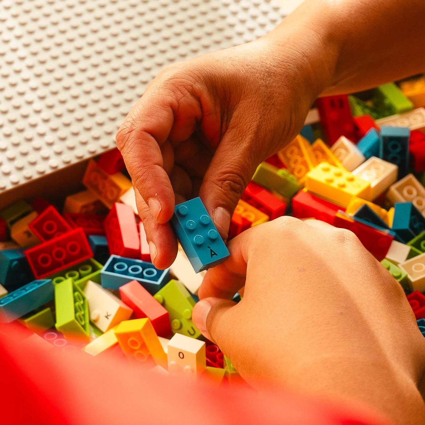 Lego Braille Bricks chega ao mercado