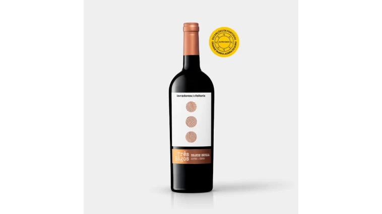 Lavradores de Feitoria Três Bagos Grande Escolha tinto 2017