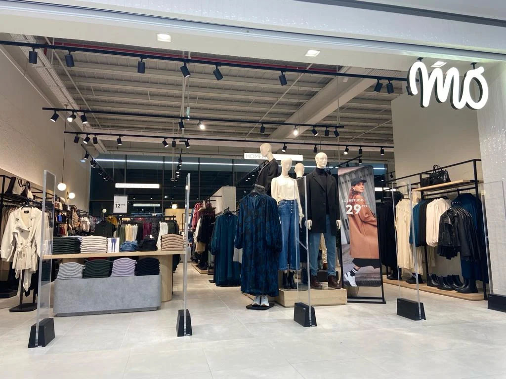 MO reabre loja em Porto Alto