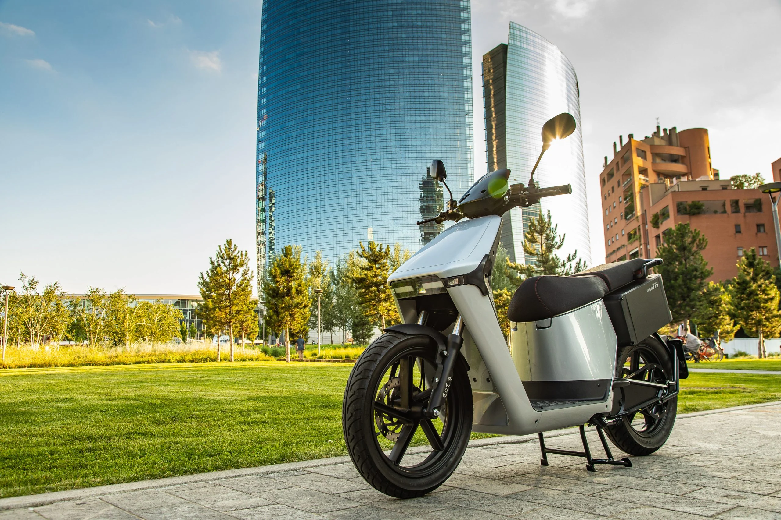 Nova marca de scooters elétricas WoW chega a Portugal