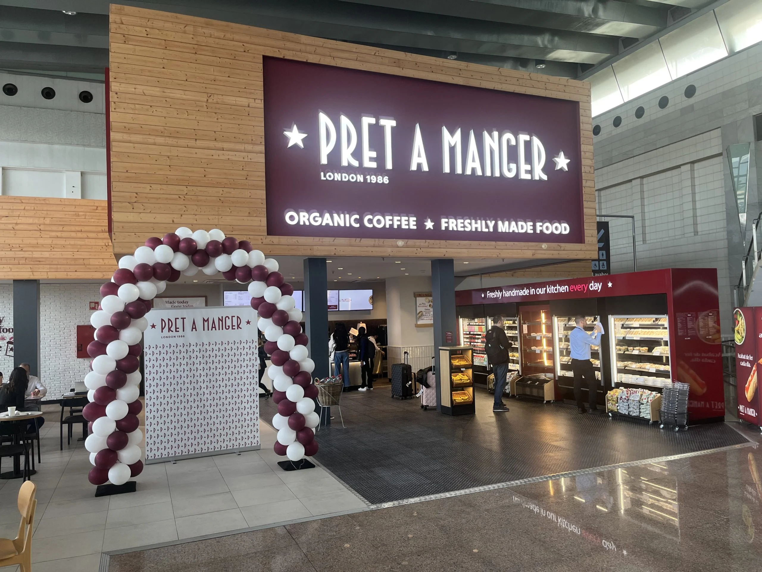 Grupo Ibersol abre o primeiro Pret A Manger em Espanha