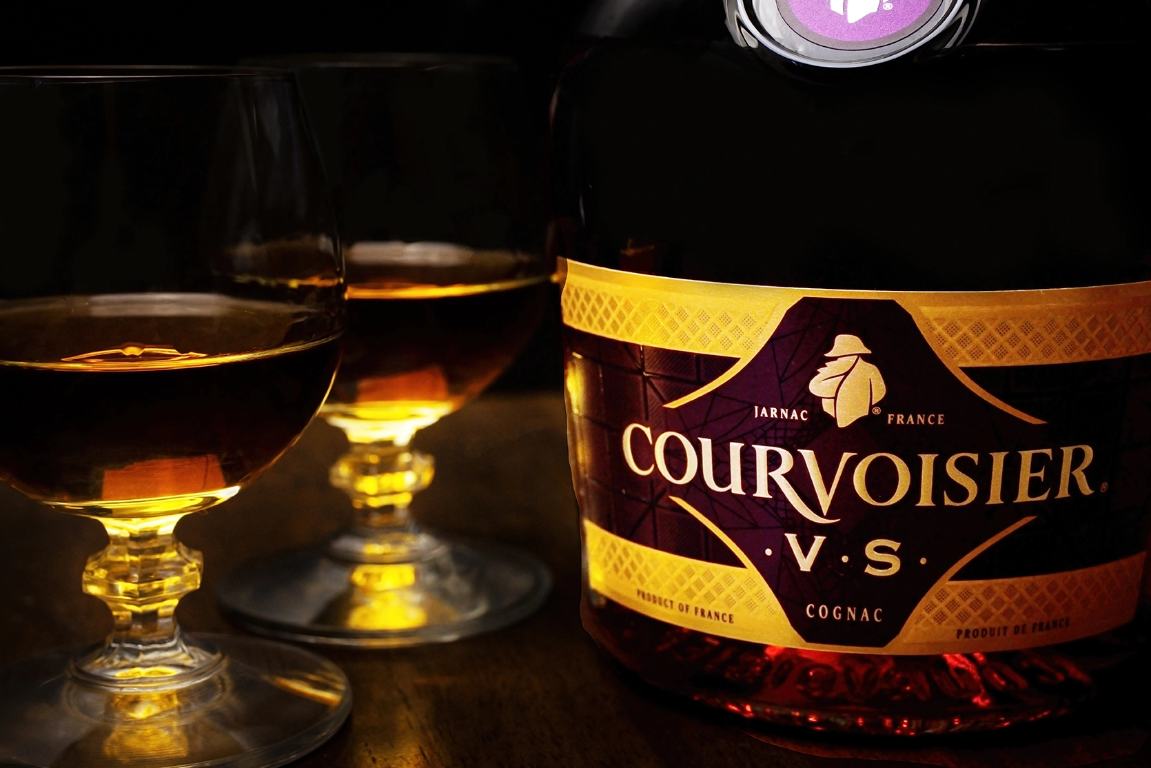 Campari compra conhaque Courvoisier à Beam Suntory