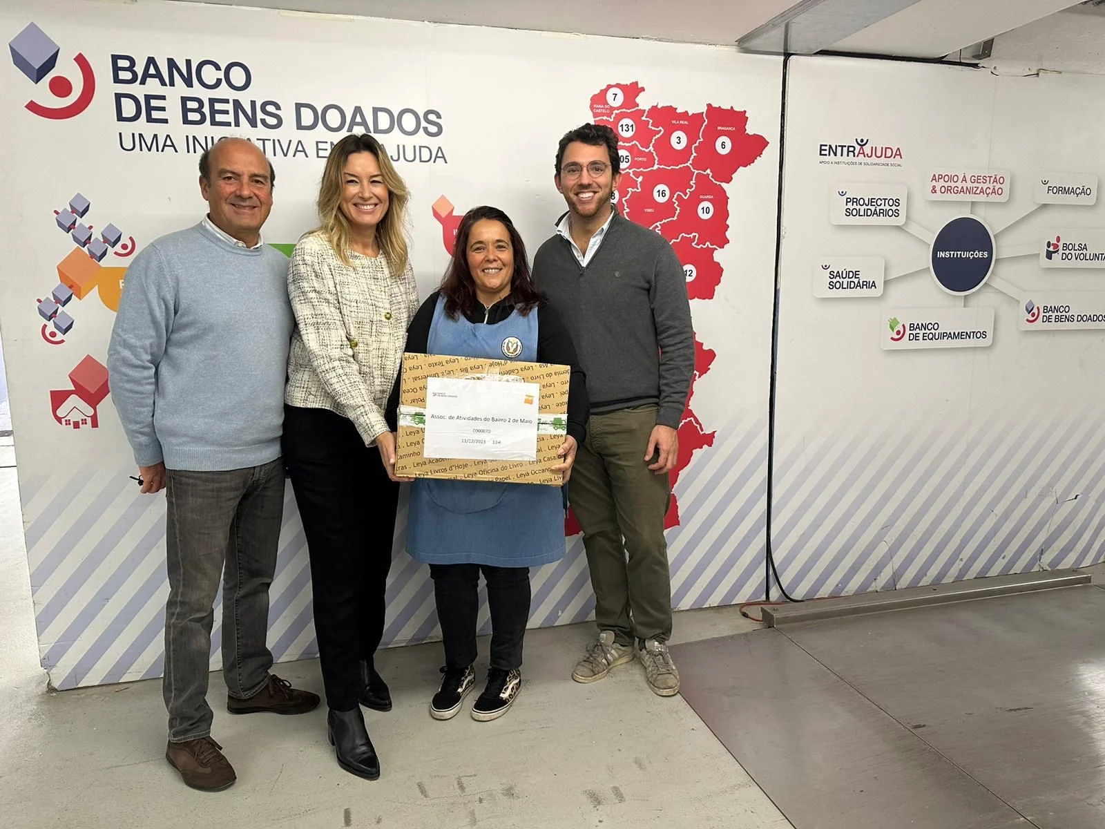 Fnac e Entrajuda recolhem mais de 350 mil livros para doação a instituições sociais
