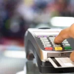 Pagamento com cartão de crédito, compra e venda de produtos e serviços