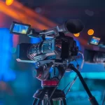 transmitir em um show em uma sala sem espectadores