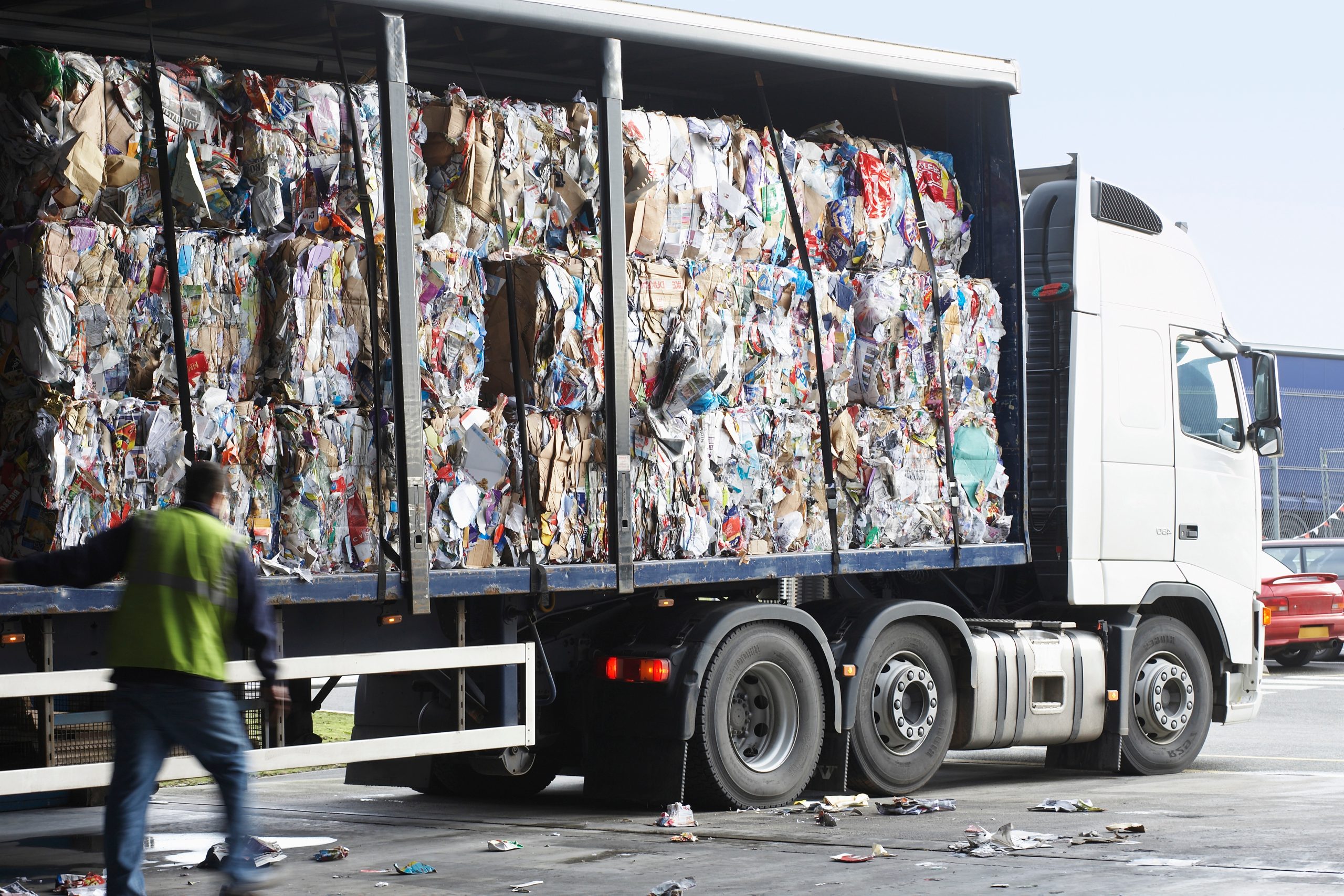 Aumento da reciclagem de papel e cartão na União Europeia pode acrescentar 1.000 milhões de euros por ano