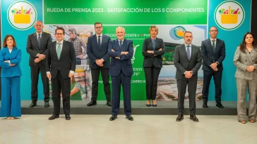 Juan Roig e membros do Comité de Direção da Mercadona após a Conferência de Imprensa 2023