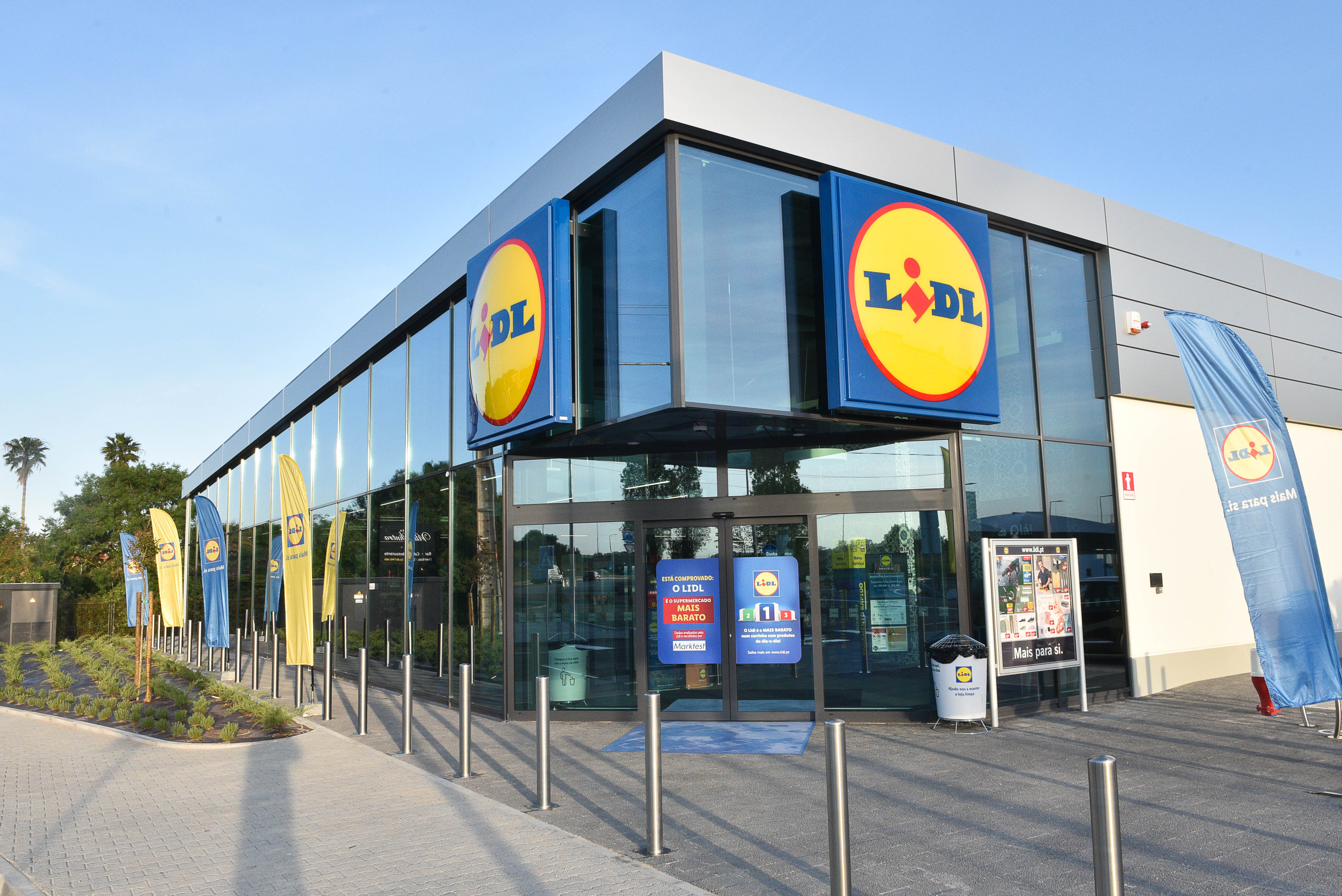 Lidl abre 13.ª loja no concelho de Sintra
